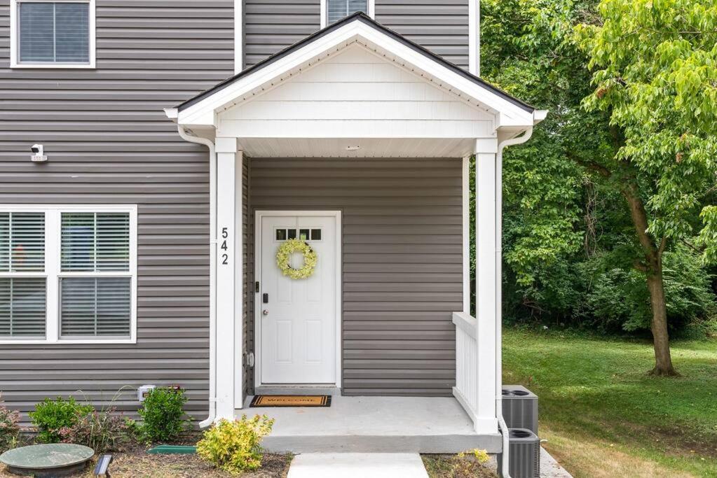 One-Of-A-Kind Smart, Cookie Themed Home For Up To 6 Clarksville Luaran gambar